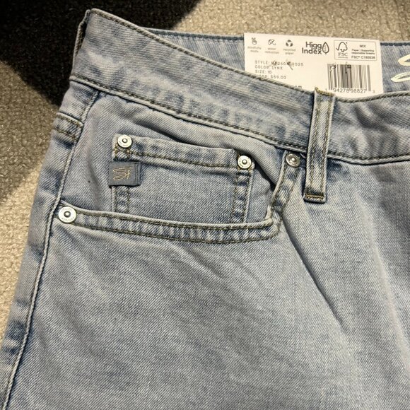 NWT Seven7 Relaxed Raw Cuffed Hem Bermuda Jean Shorts Women's 10 - Picture 2 of 11